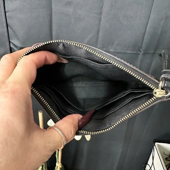 coach wristlet large - Picture 4 of 5